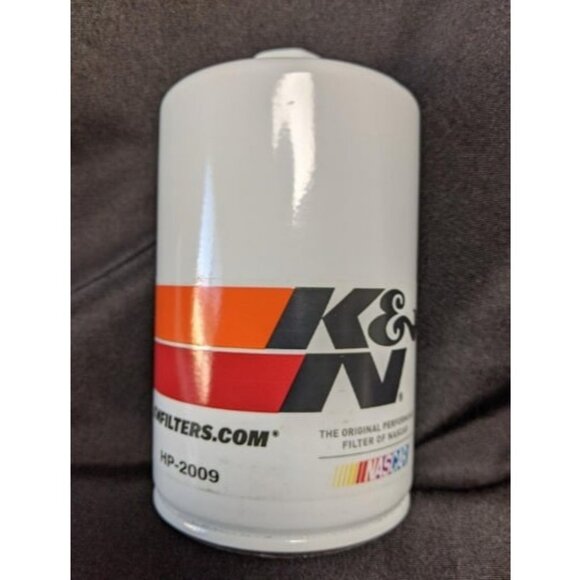 Premium Oil Filter: Protects your Engine - Picture 2 of 2